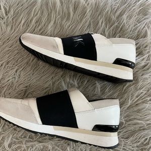 Michael Kors Sneakers Size 9.5